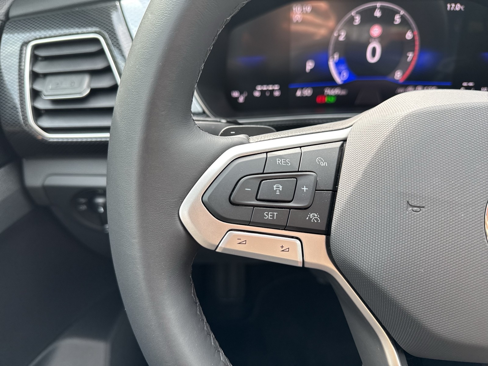 Volkswagen T-Cross 1.5 GOAL ACC MATRIX NAVI ALU CARPLAY