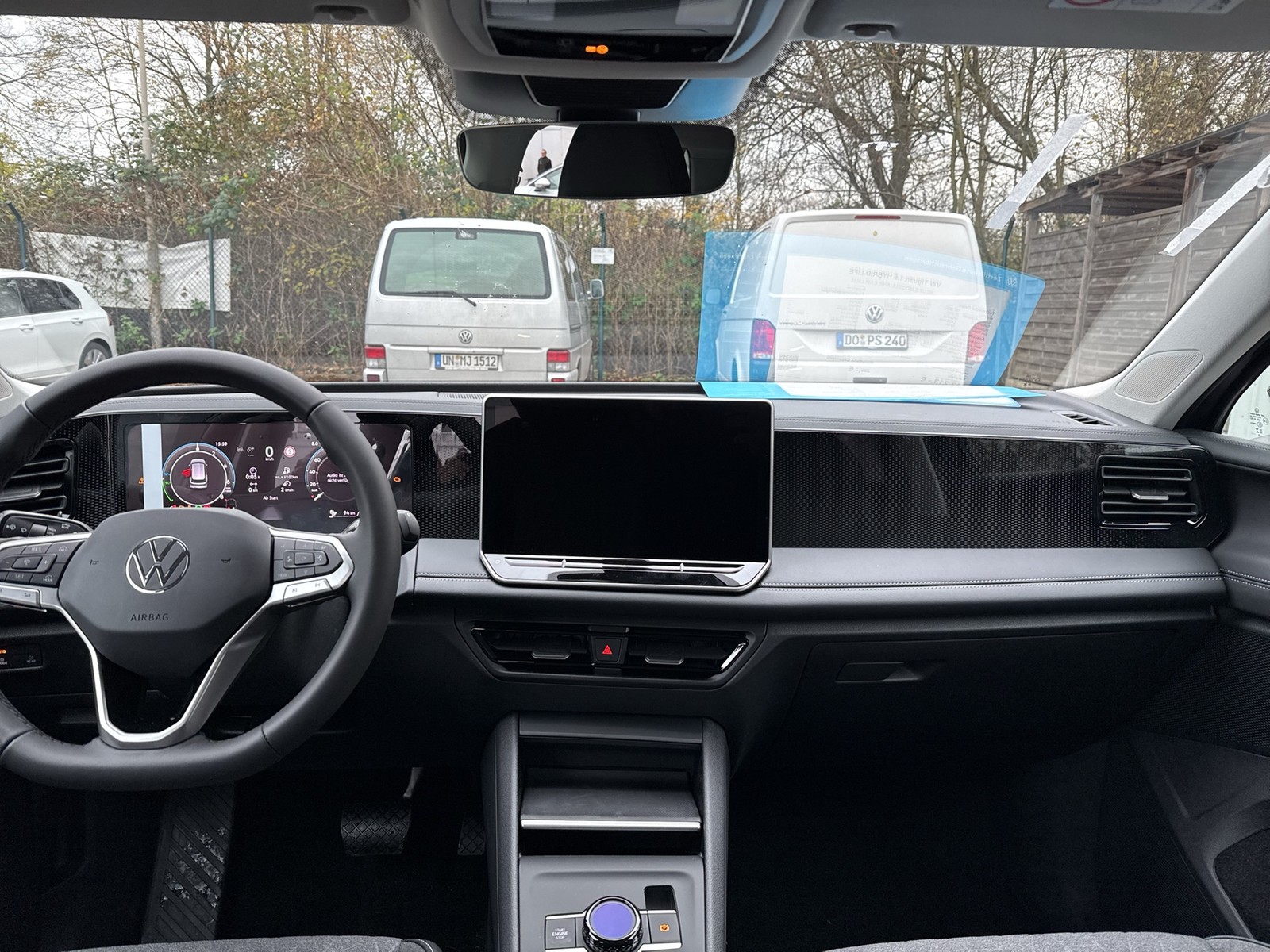 Volkswagen Tiguan 1.5 HYBRID LIFE NEUES MODELL AHK CAM LM18