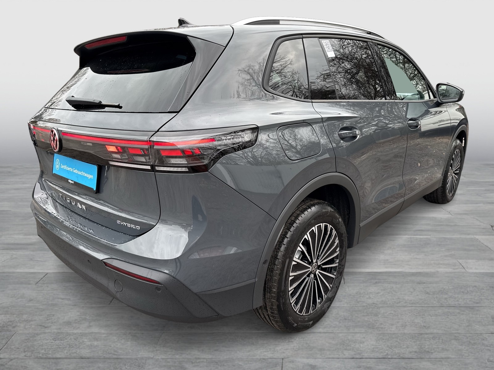 Volkswagen Tiguan 1.5 HYBRID LIFE NEUES MODELL AHK CAM LM18