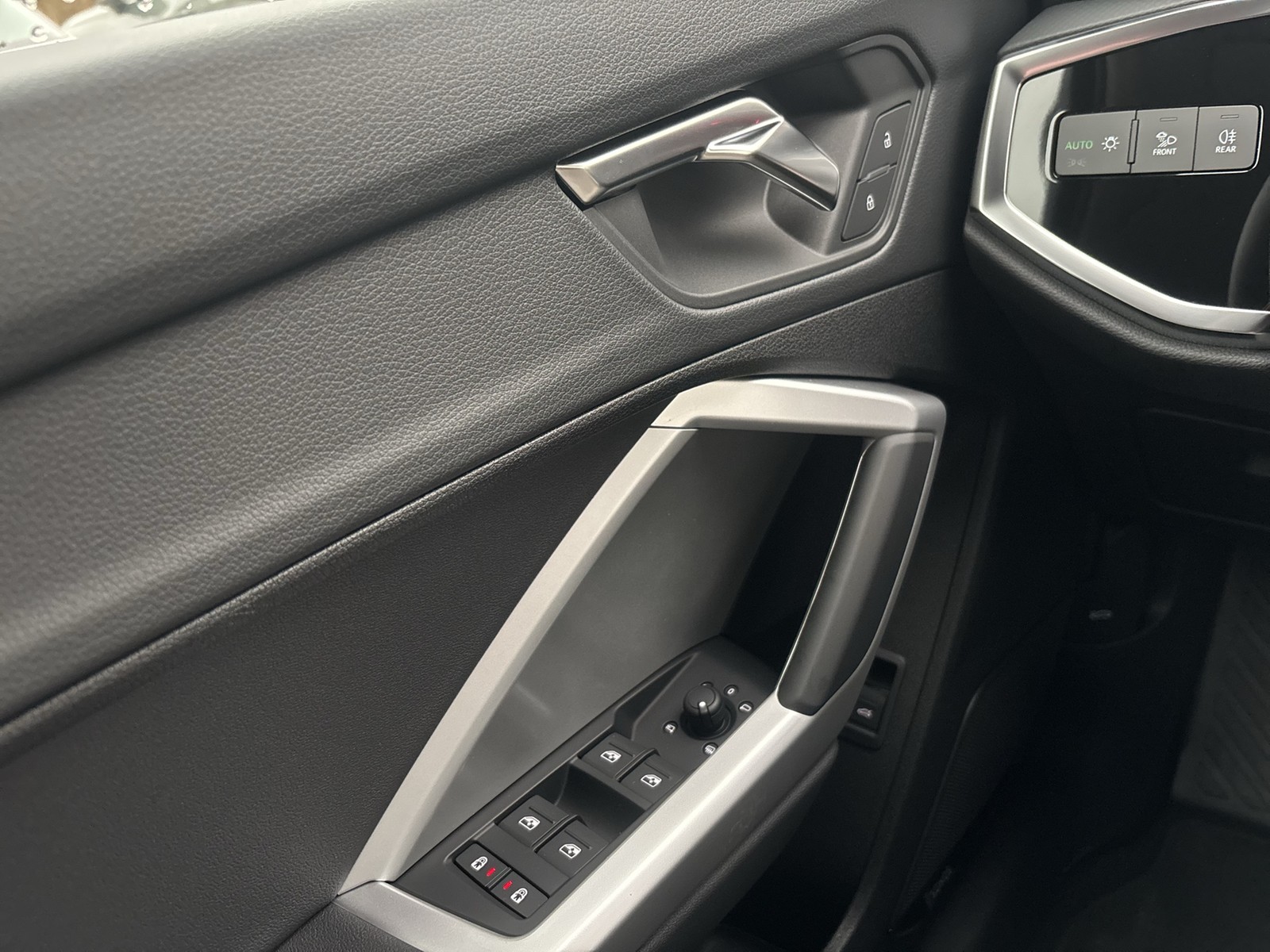 Audi Q3 Sportback 35 S LINE AHK CAM ACC LM18 E-KLAPPE