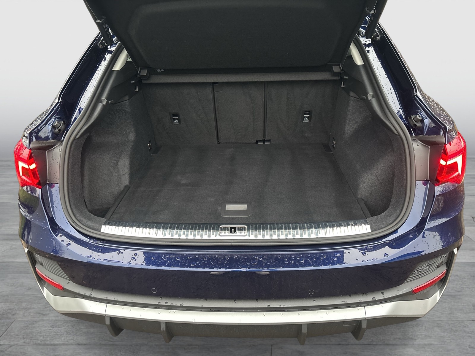 Audi Q3 Sportback 35 S LINE AHK CAM ACC LM18 E-KLAPPE