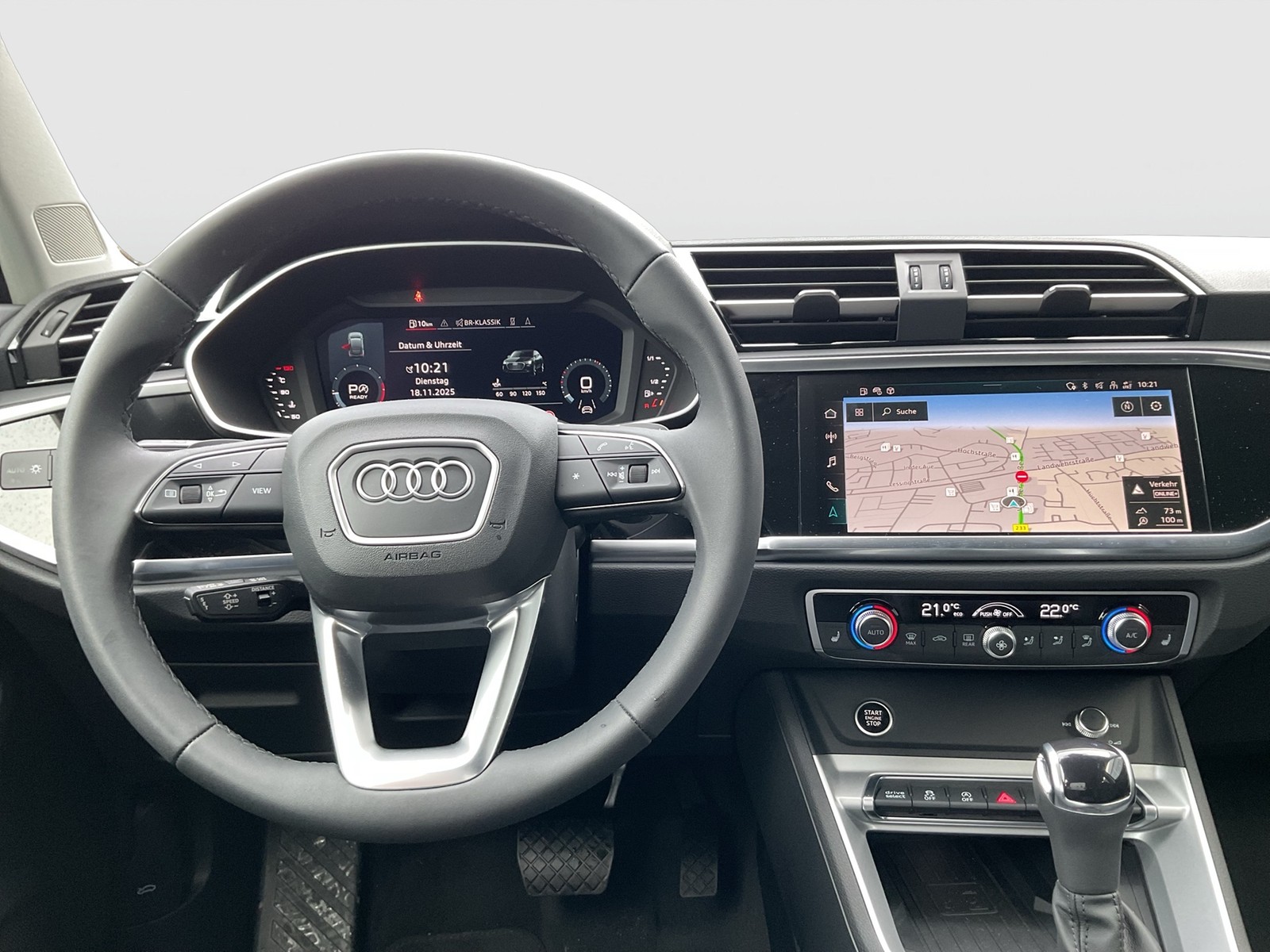 Audi Q3 Sportback 45 quattro S LINE BLACKPAK AHK LM19