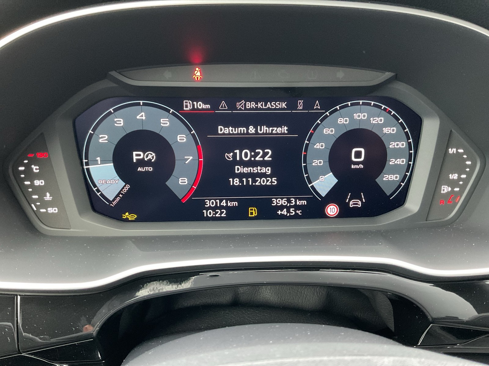 Audi Q3 Sportback 45 quattro S LINE BLACKPAK AHK LM19