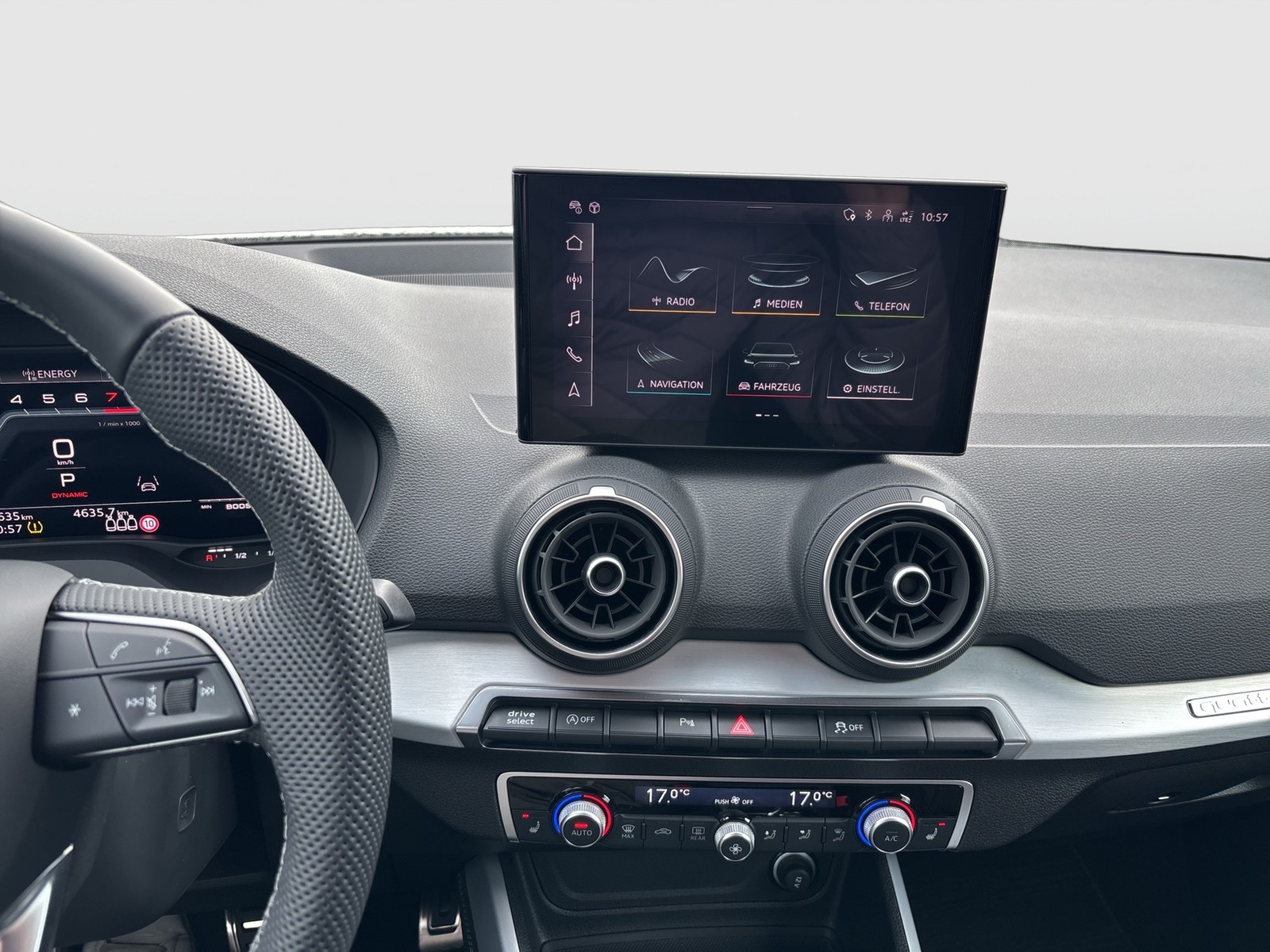 Audi SQ2 quattro BLACKPAK CAM ACC LM18 E-KLAPPE NAVI+