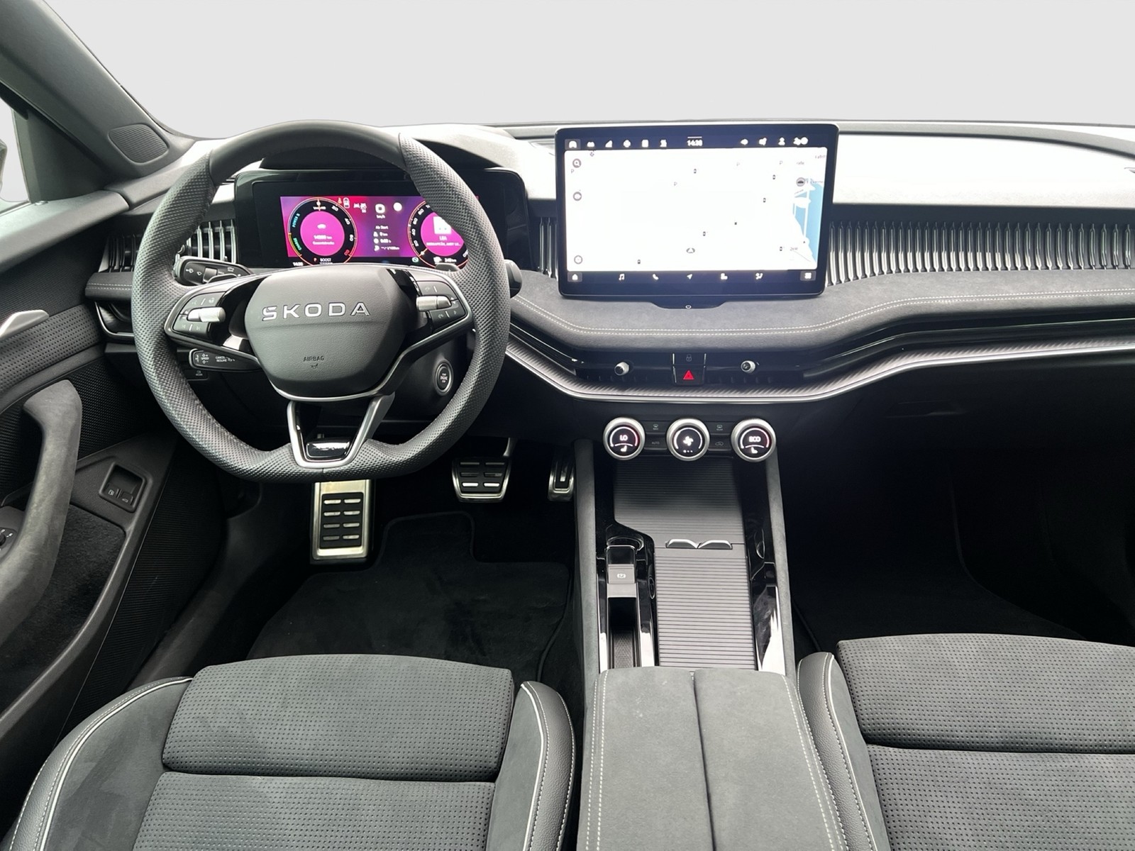 Skoda Superb Combi 1.5 iV SPORTLINE CAM ACC LM19 NAVI