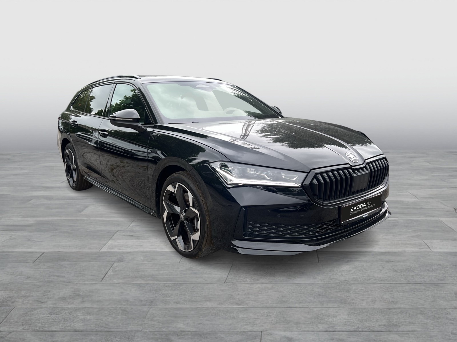 Skoda Superb Combi 1.5 iV SPORTLINE CAM ACC LM19 NAVI