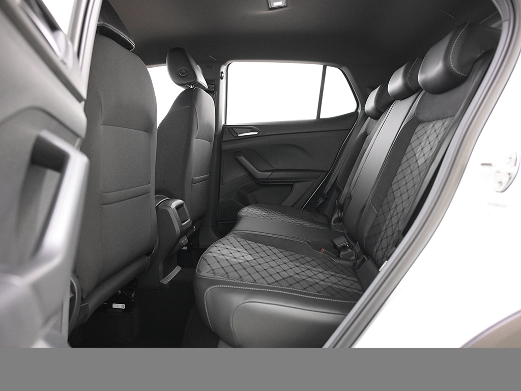 Volkswagen T-Cross 1.5 R-LINE DSG AHK NAVI KEYLESS CAM