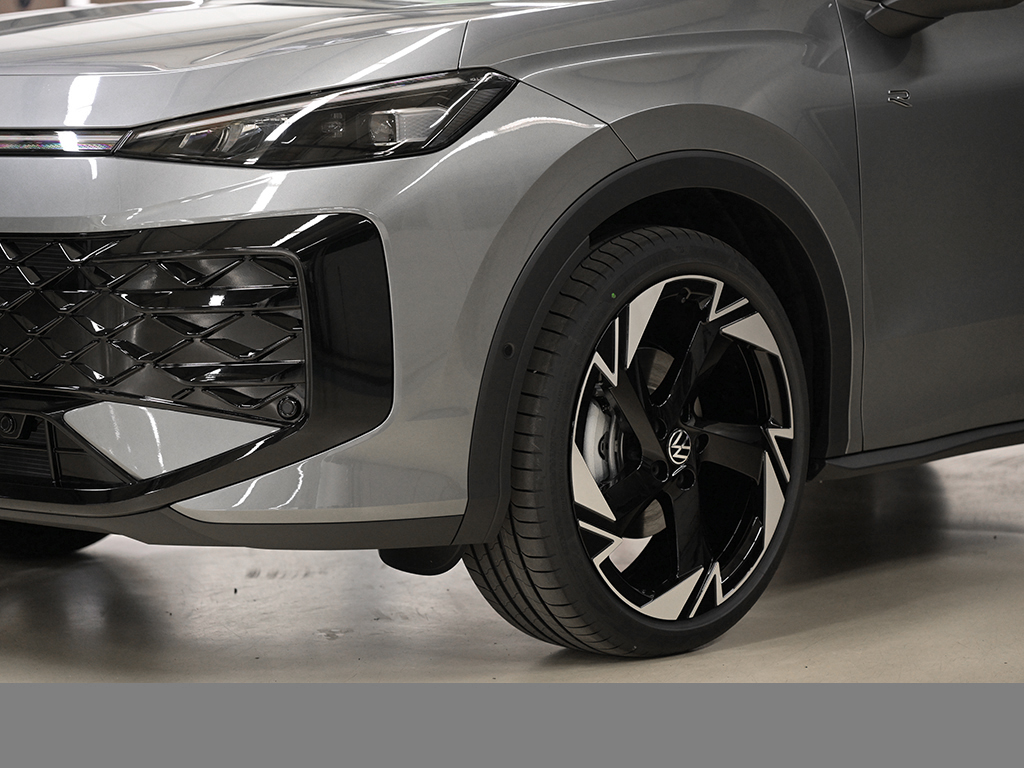 Volkswagen T-Roc 1.5 R-LINE DSG PANO STANDHZG BLACKSTYLE