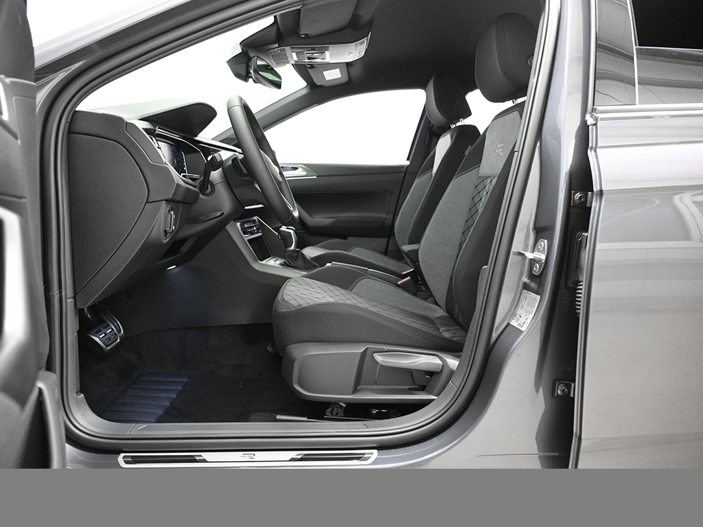 Volkswagen Polo 1.0 R-LINE DSG MATRIXLED NAVI CAM KEYLESS