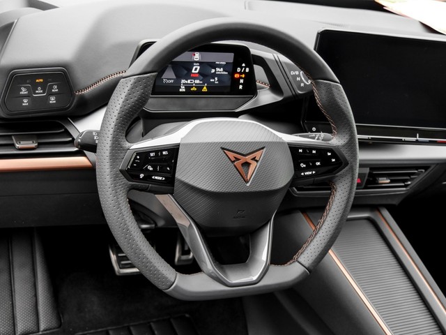 Cupra Born E-BOOST 360°CAM ACC LM19 NAVI SITZHEIZUNG