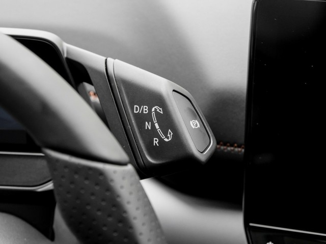 Cupra Born E-BOOST 360°CAM ACC LM19 NAVI SITZHEIZUNG