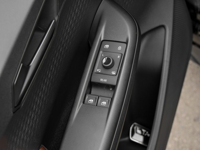 Cupra Born E-BOOST 360°CAM ACC LM19 NAVI SITZHEIZUNG