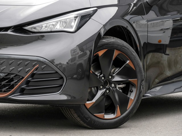 Cupra Born E-BOOST 360°CAM ACC LM19 NAVI SITZHEIZUNG