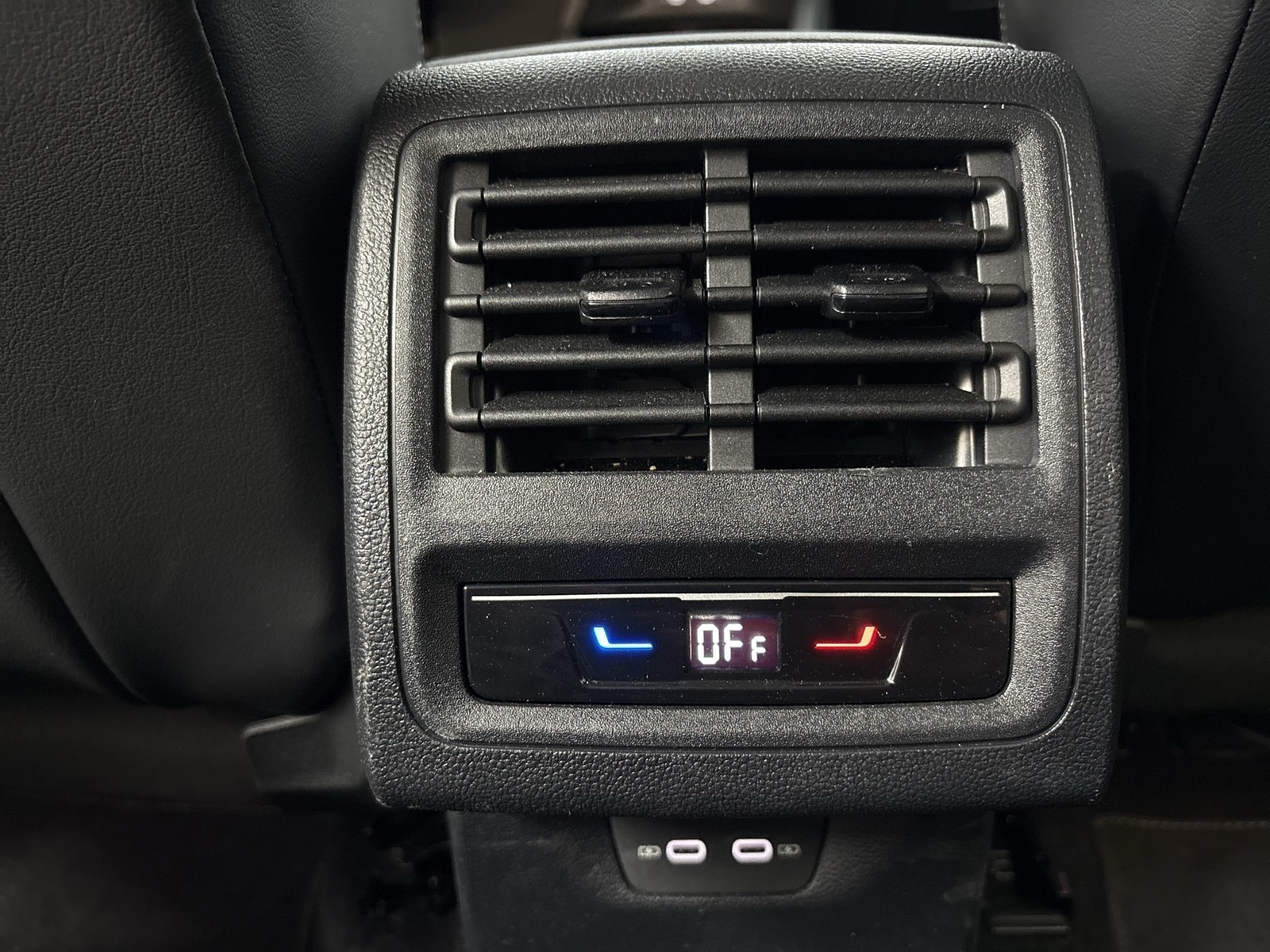 Volkswagen Golf VIII 1.5 eTSI GOAL AHK CAM ACC NAVI LED+