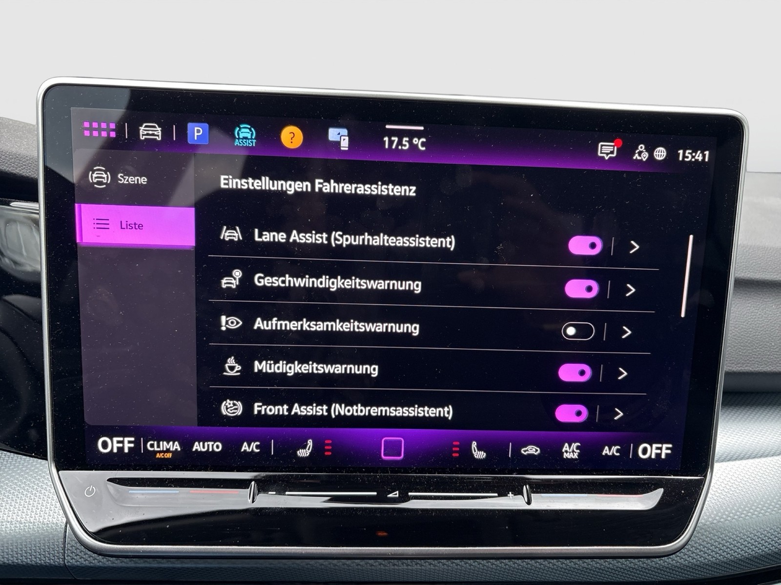 Volkswagen Golf VIII 2.0 GOAL AHK CAM ACC NAVI LED+ CARPLAY