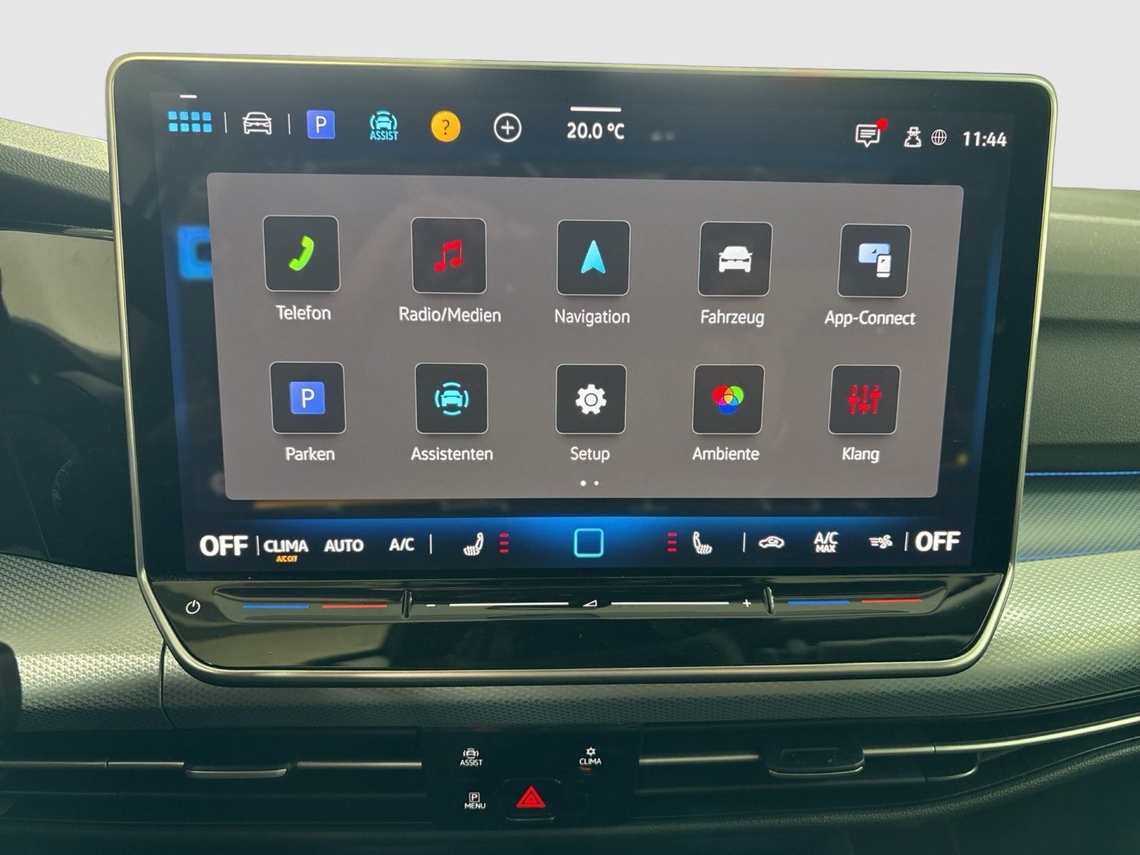 Volkswagen Golf VIII 1.5 eTSI GOAL AHK CAM ACC MATRIX NAVI