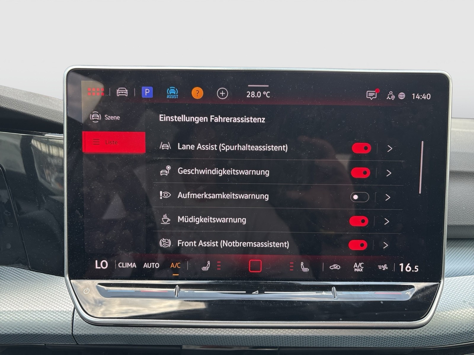 Volkswagen Golf VIII 2.0 GOAL AHK CAM ACC NAVI LED+ CARPLAY