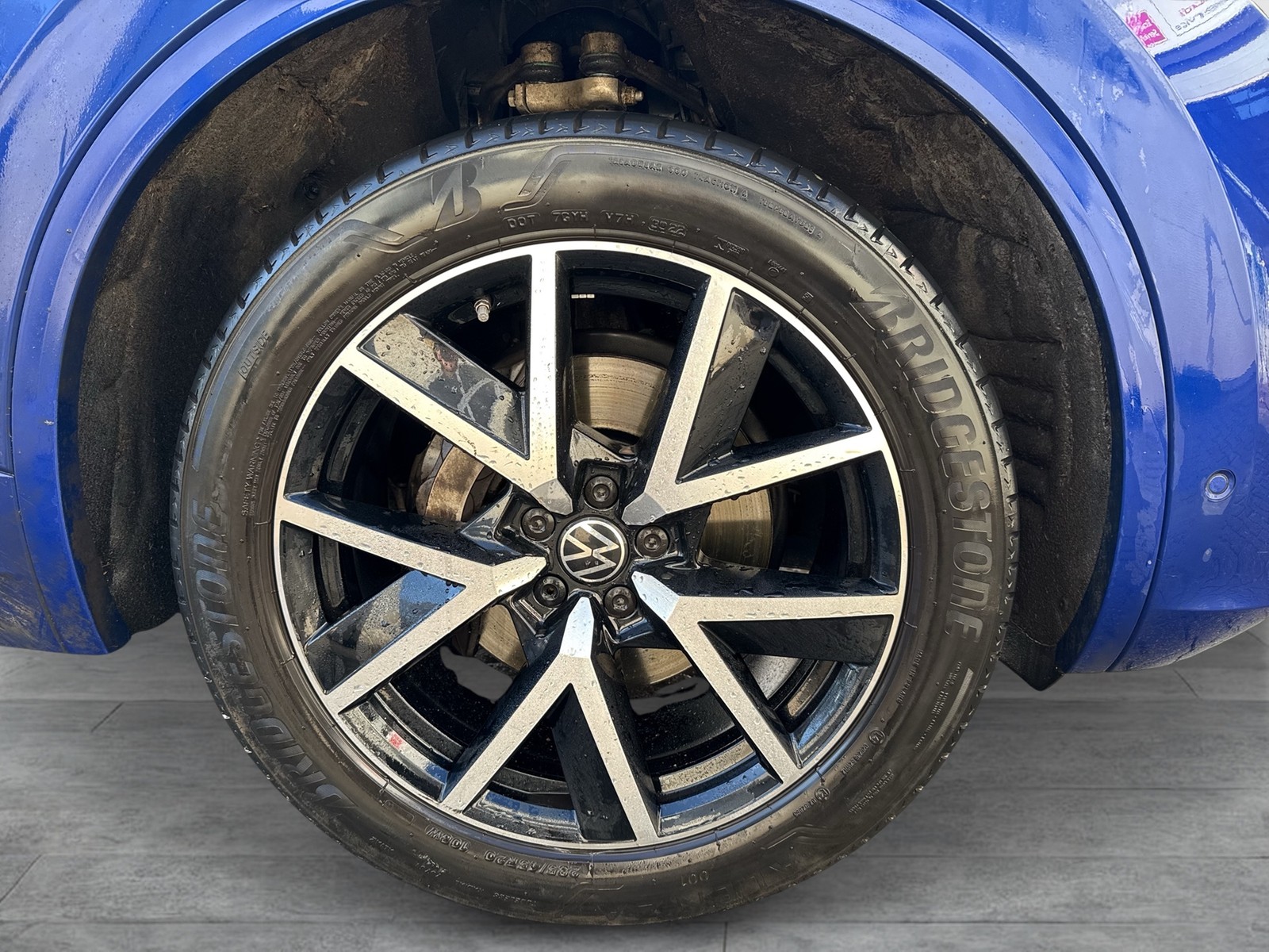 Volkswagen Touareg V6 R-LINE STANDHZ. AHK CAM ALU20 eKLAPPE