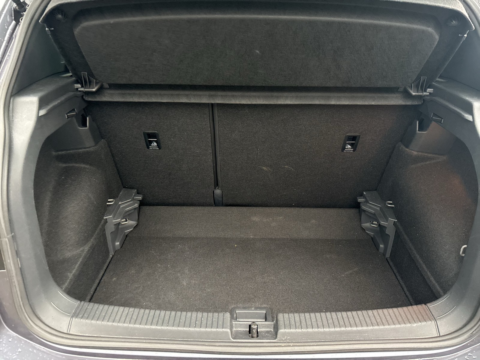 Volkswagen T-Cross 1.0 R-LINE AHK KAMERA ALU18" MATRIX NAVI