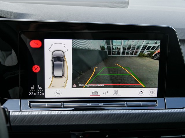 Volkswagen Golf 2.0 ACTIVE AHK CAM ACC NAVI SITZHEIZ.