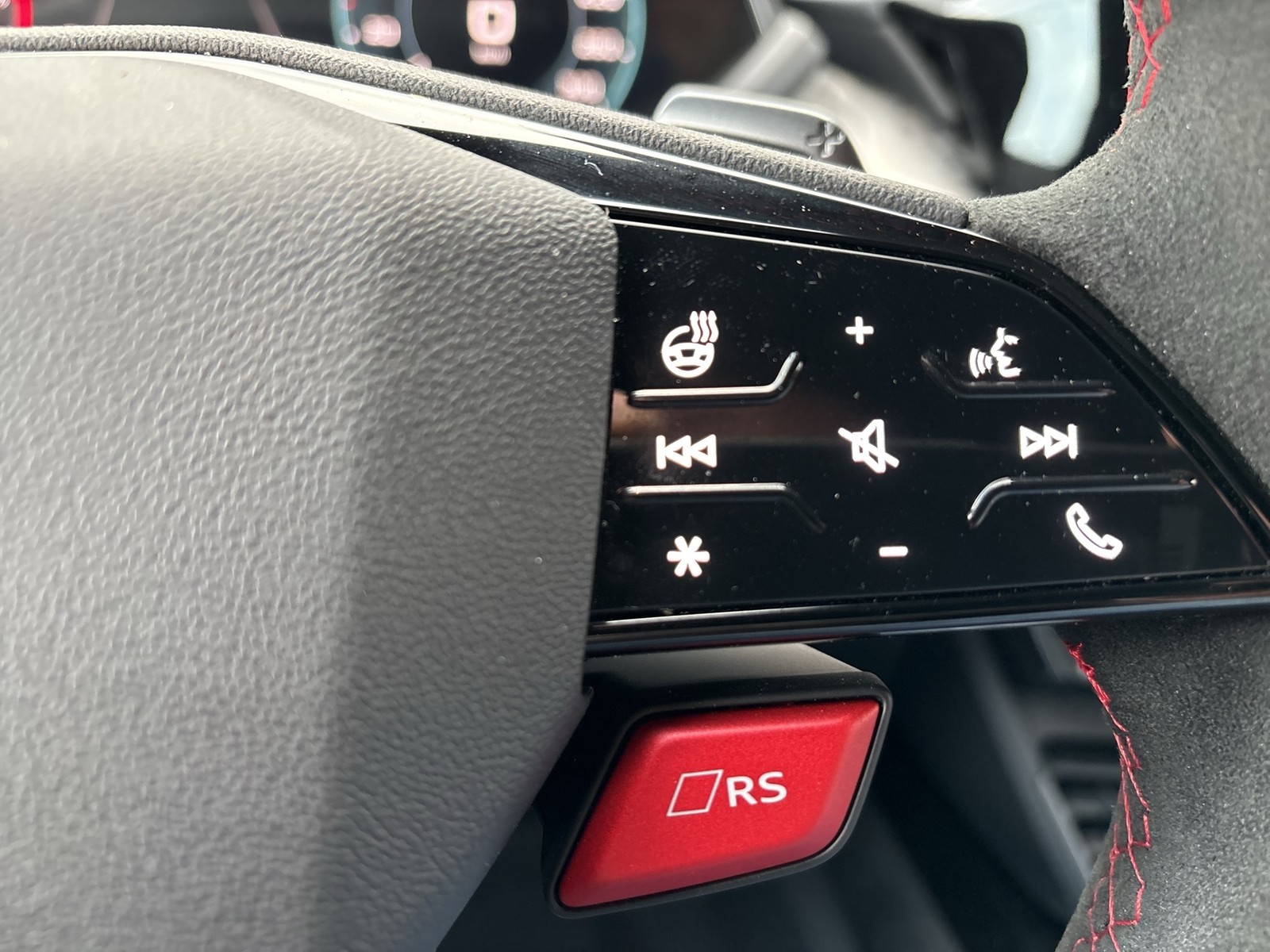 Audi RS e-tron GT performance quattro CARBONDACH B&O