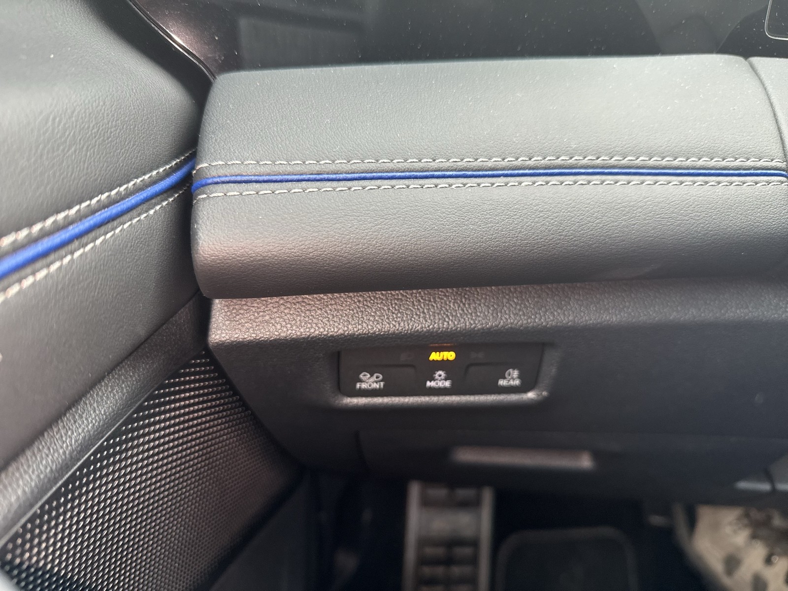 Volkswagen Tiguan 2.0 R-LINE 4X4 LEDER PANO STANDHZ. AHK