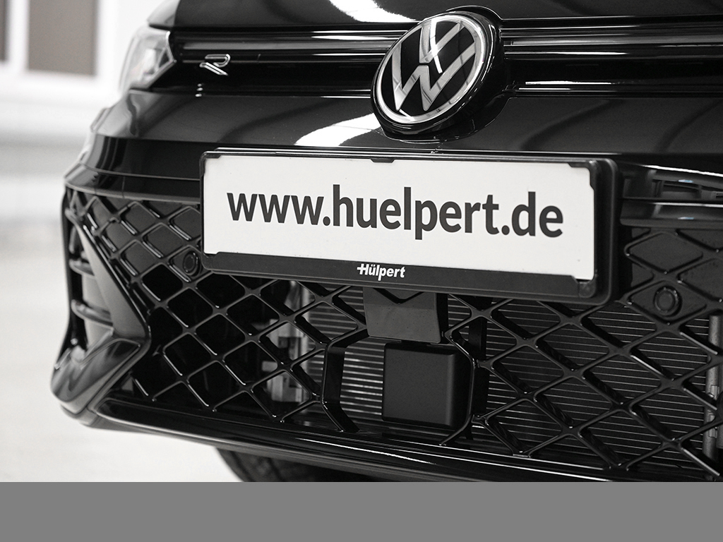Volkswagen Golf VIII 1.5 eTSI R-LINE BLACK STYLE CAM LM18