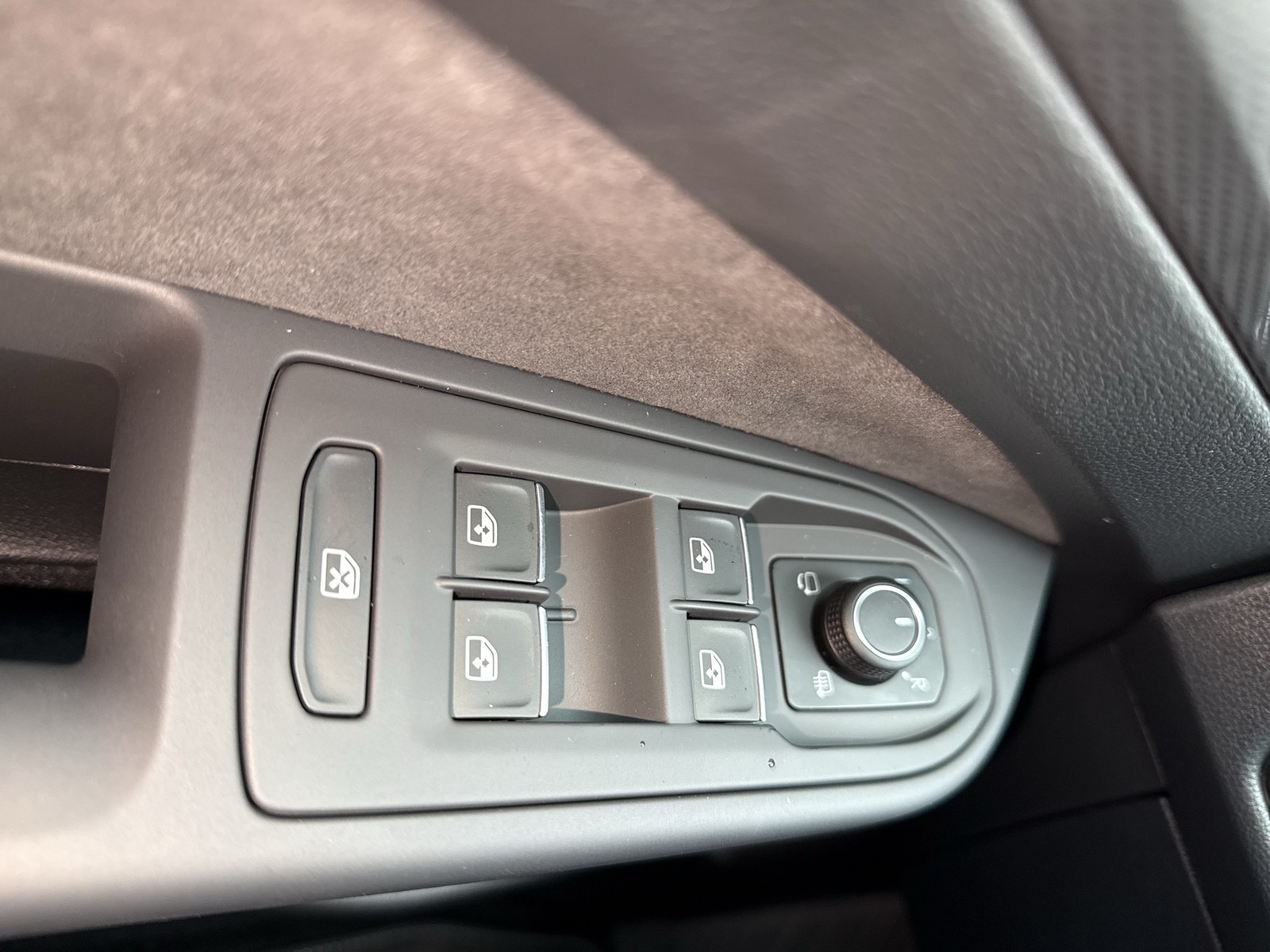 Volkswagen Golf 1.5 STYLE DSG PANO MATRIXLED KEYLESS LM18