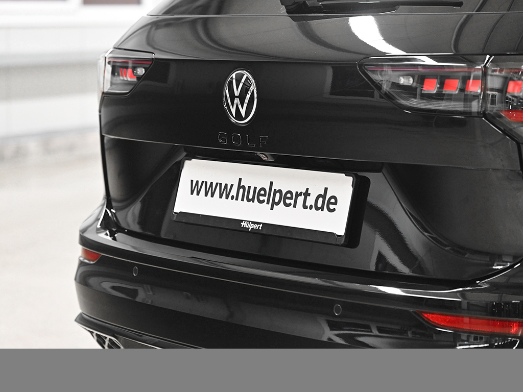Volkswagen Golf Variant VIII 2.0 R-LINE BLACKSTYLE PANO CAM
