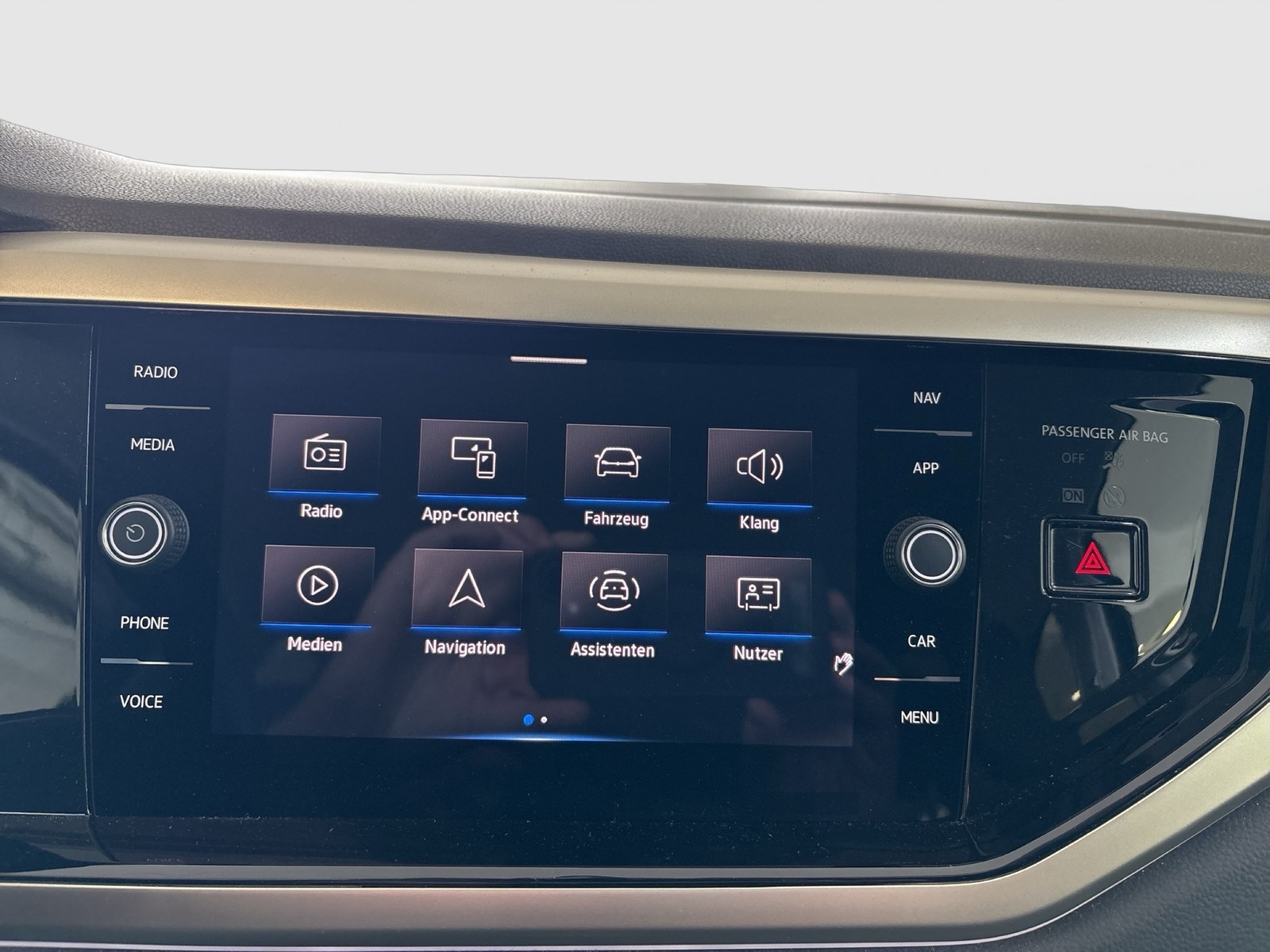 Volkswagen Polo 1.0 MOVE NAVI ALU CARPLAY SITZHEIZUNG LED