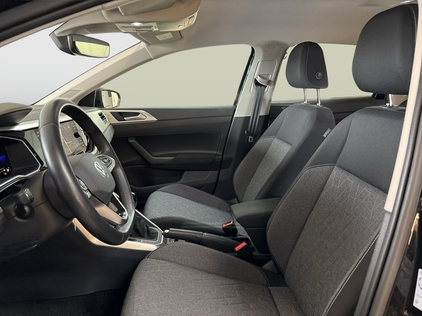 Volkswagen Polo 1.0 MOVE NAVI ALU CARPLAY SITZHEIZUNG LED
