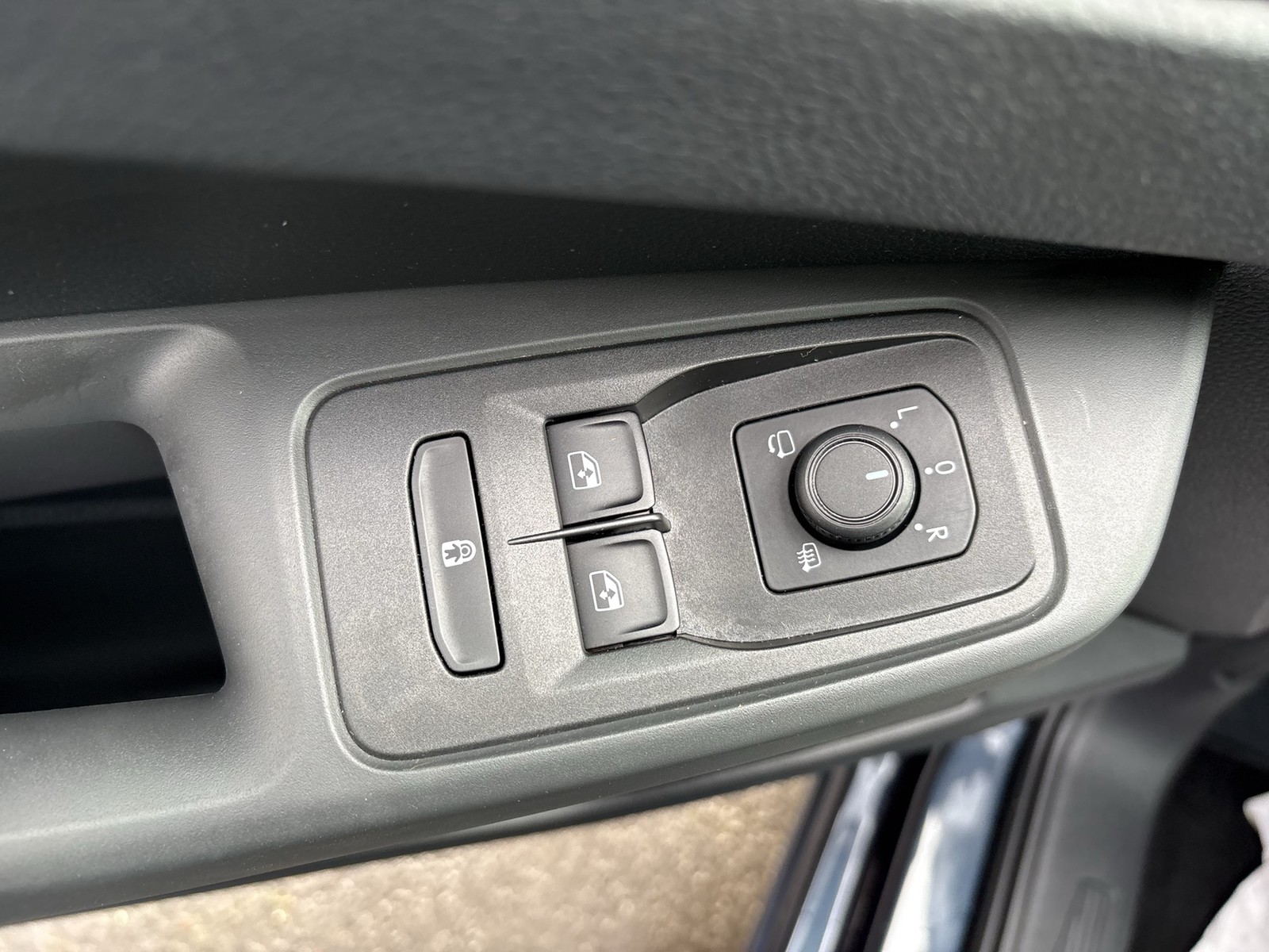 Volkswagen Caddy 2.0 Kombi ACC NAVI AHK-VORBEREITUNG SITZHZ