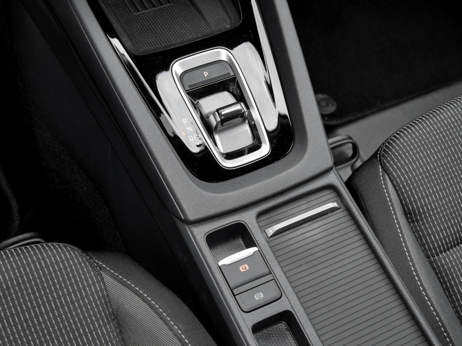 Skoda Octavia Combi 1.5 e-TEC SELECTION CAM ACC NAVI