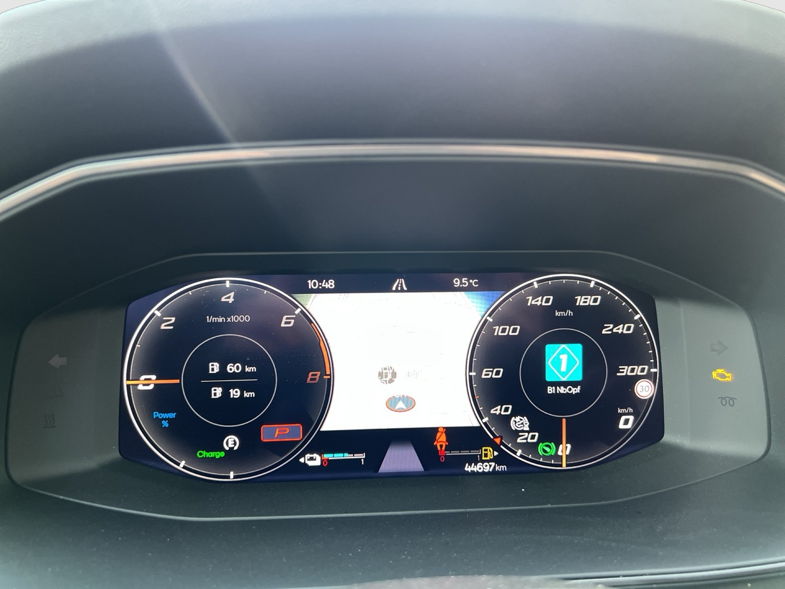 Cupra Formentor 1.4 HYBRID LEDER AHK CAM ACC E-KLAPPE