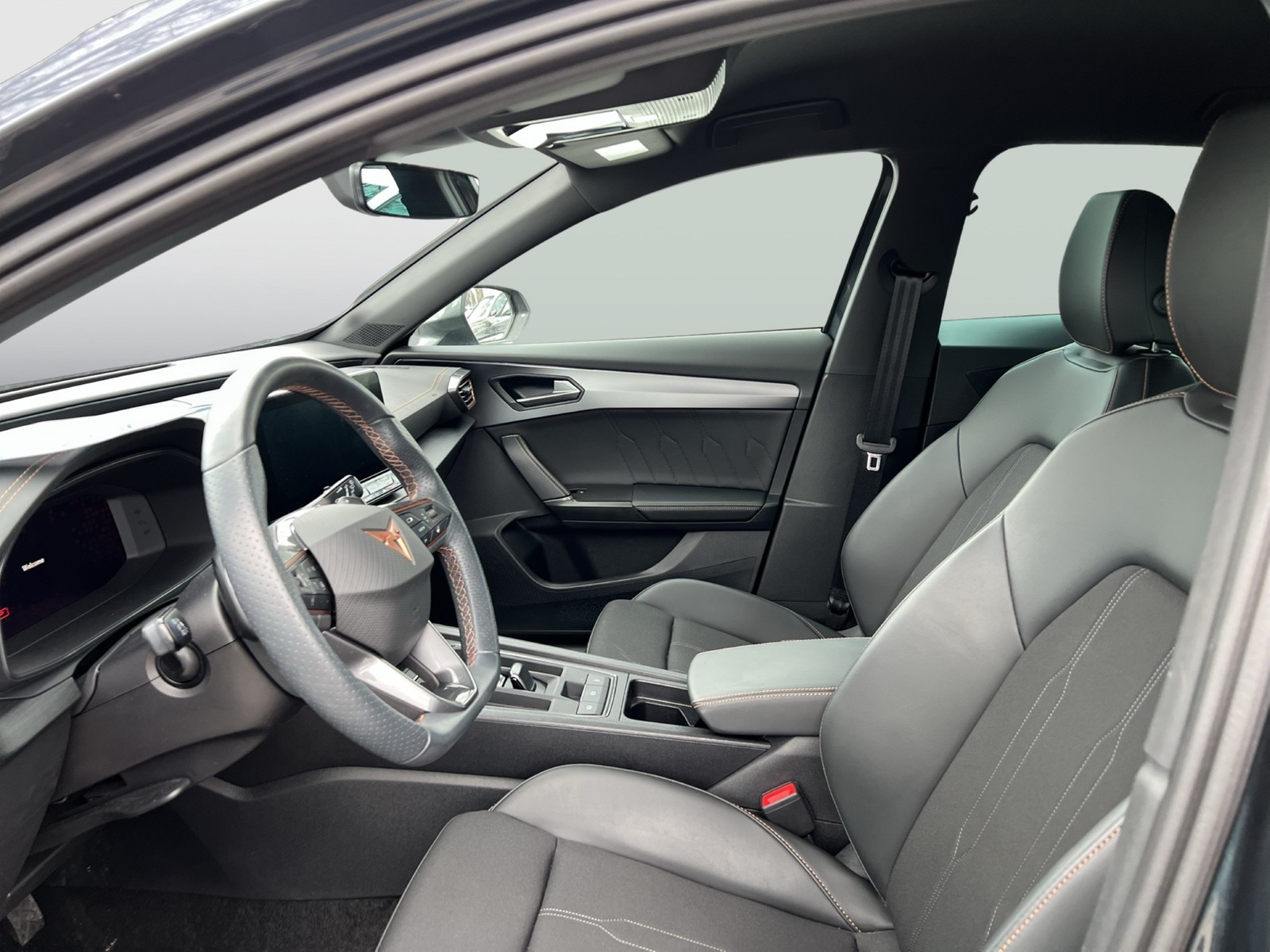 Cupra Formentor 1.4 HYBRID ACC LM18 CARPLAY SITZHEIZ.