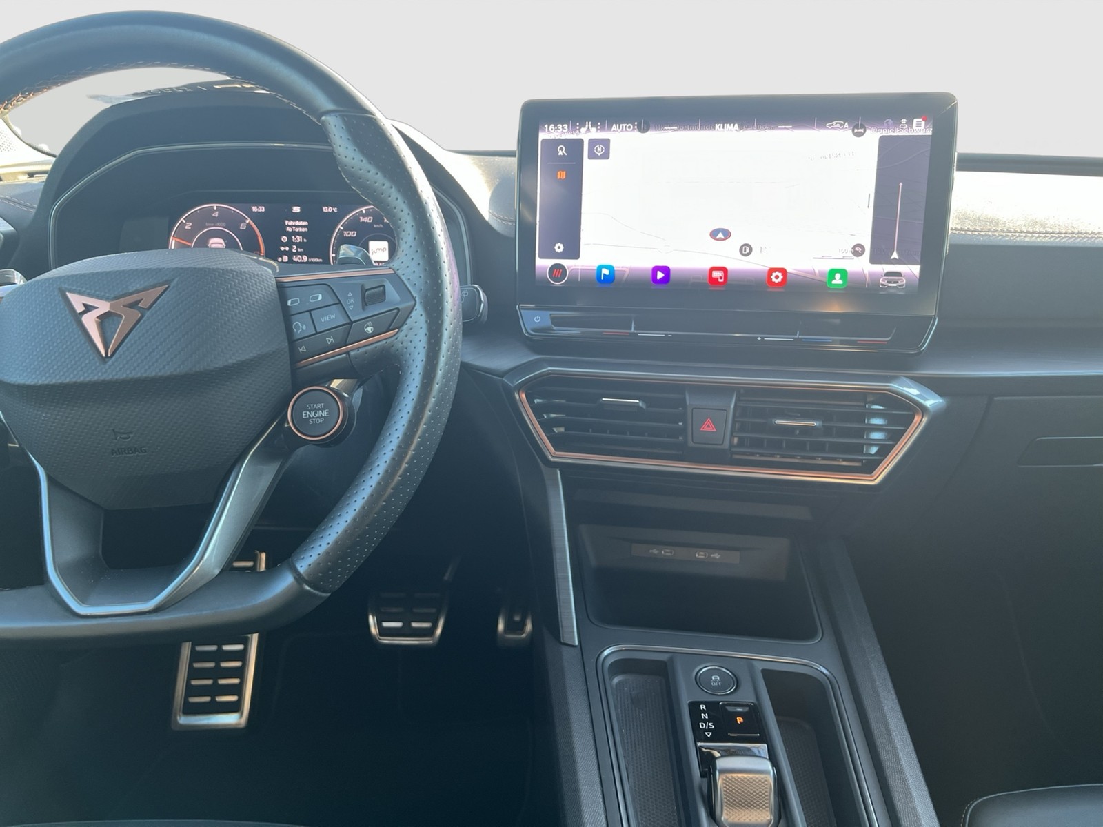 Cupra Leon ST 1.4 HYBRID VZ LEDER PANO CAM ACC LM19