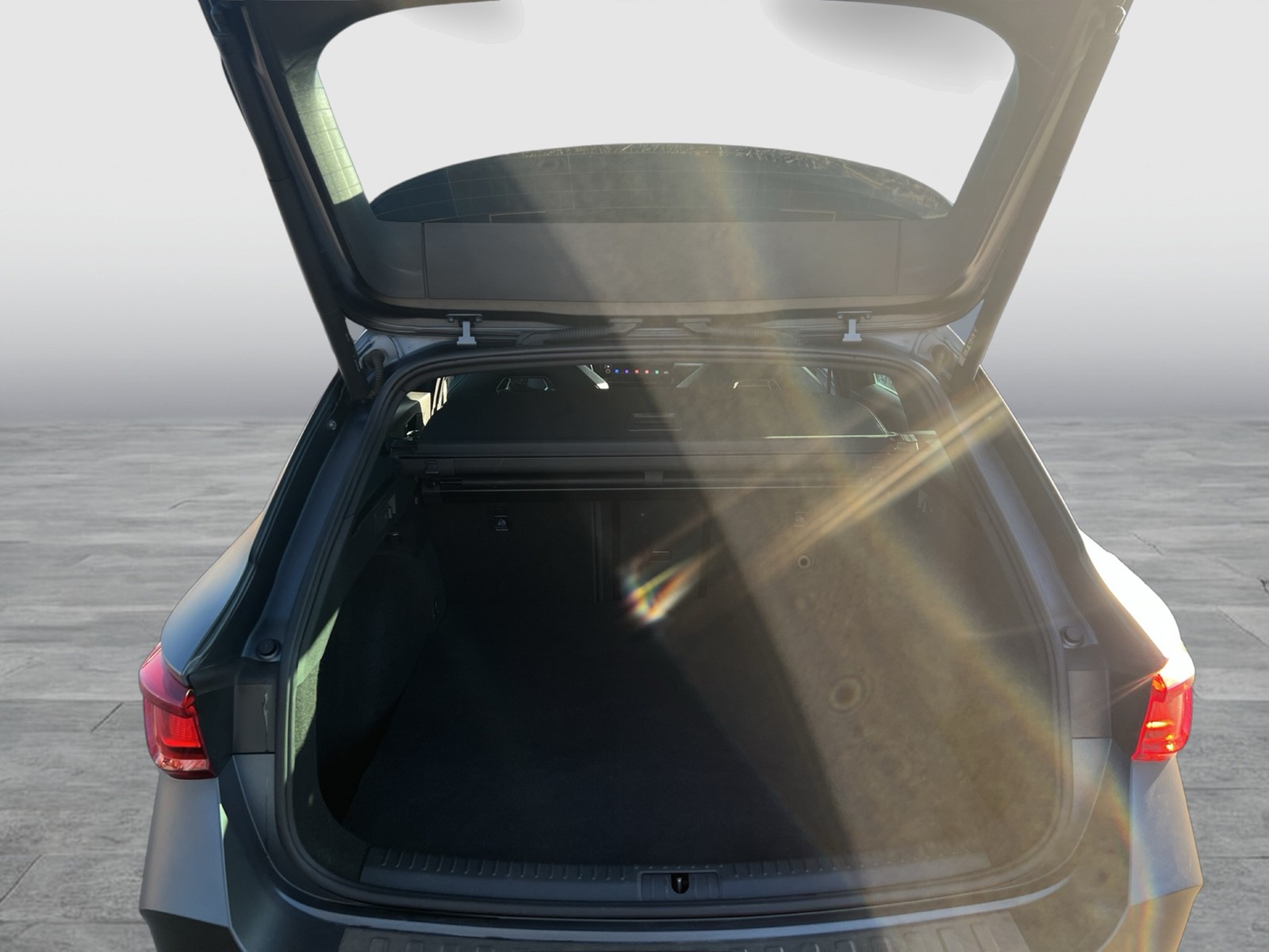 Cupra Leon ST 1.4 HYBRID VZ LEDER PANO CAM ACC LM19