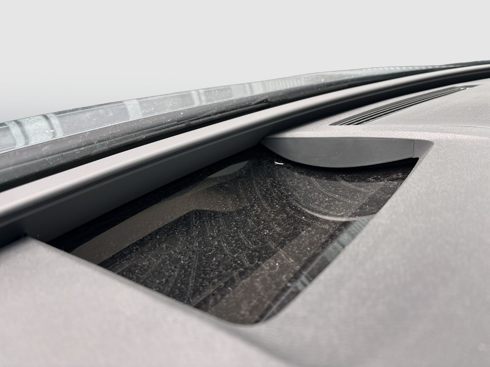 Volkswagen ID.7 Tourer PRO WÄRMEPUMPE AHK 360°CAM ACC LM20