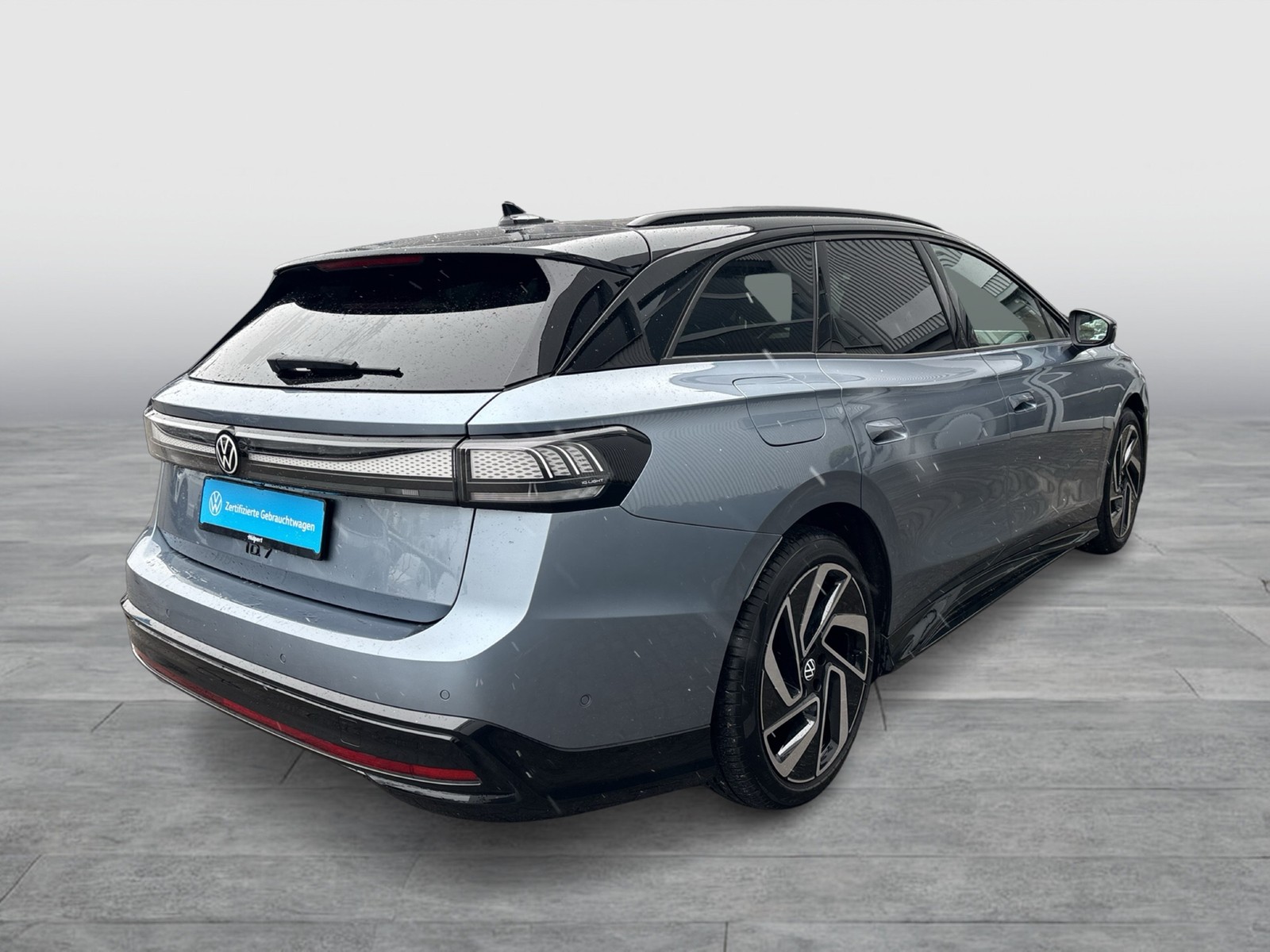 Volkswagen ID.7 Tourer PRO WÄRMEPUMPE AHK 360°CAM ACC LM20