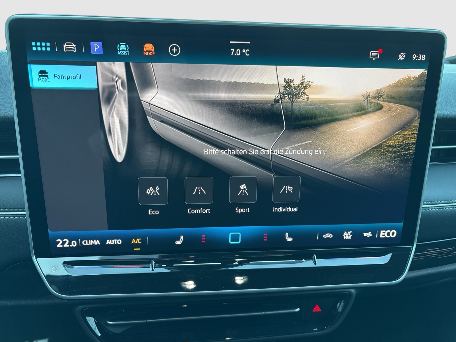 Volkswagen ID.7 Tourer PRO WÄRMEPUMPE AHK 360°CAM ACC LM20