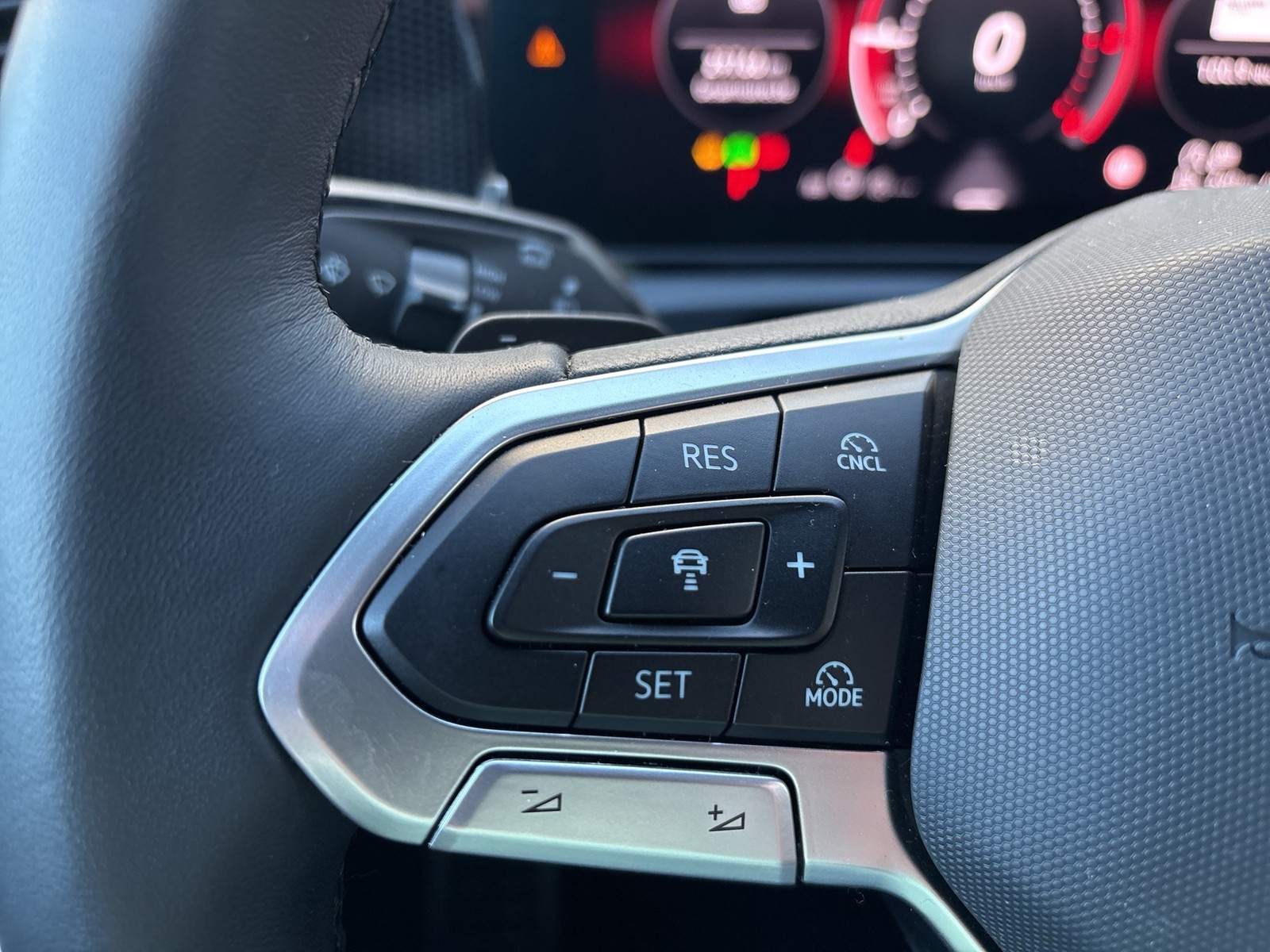 Volkswagen Tiguan 2.0 GOAL 4X4 360CAM ACC EKLAPPE LED+ NAVI