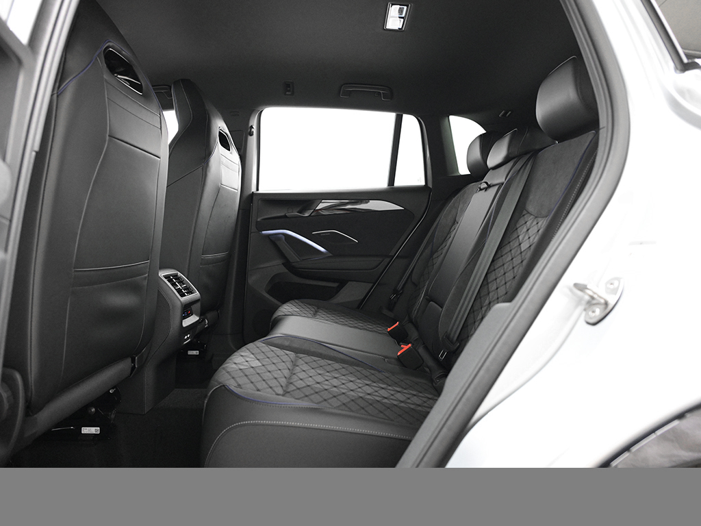 Volkswagen Tiguan 2.0 TDI R-LINE 4MOTION MATRIXLED BLACKSTYLE
