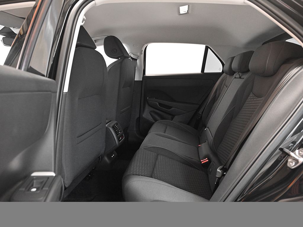 Volkswagen T-Roc LIFE AHK ALLWETTERREIFEN CAM ACC