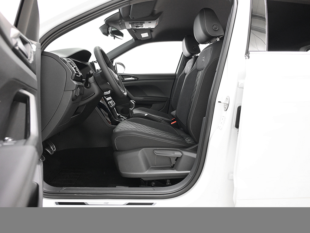Volkswagen T-Cross R-LINE ALLWETTERREIFEN CAM CARPLAY LM17