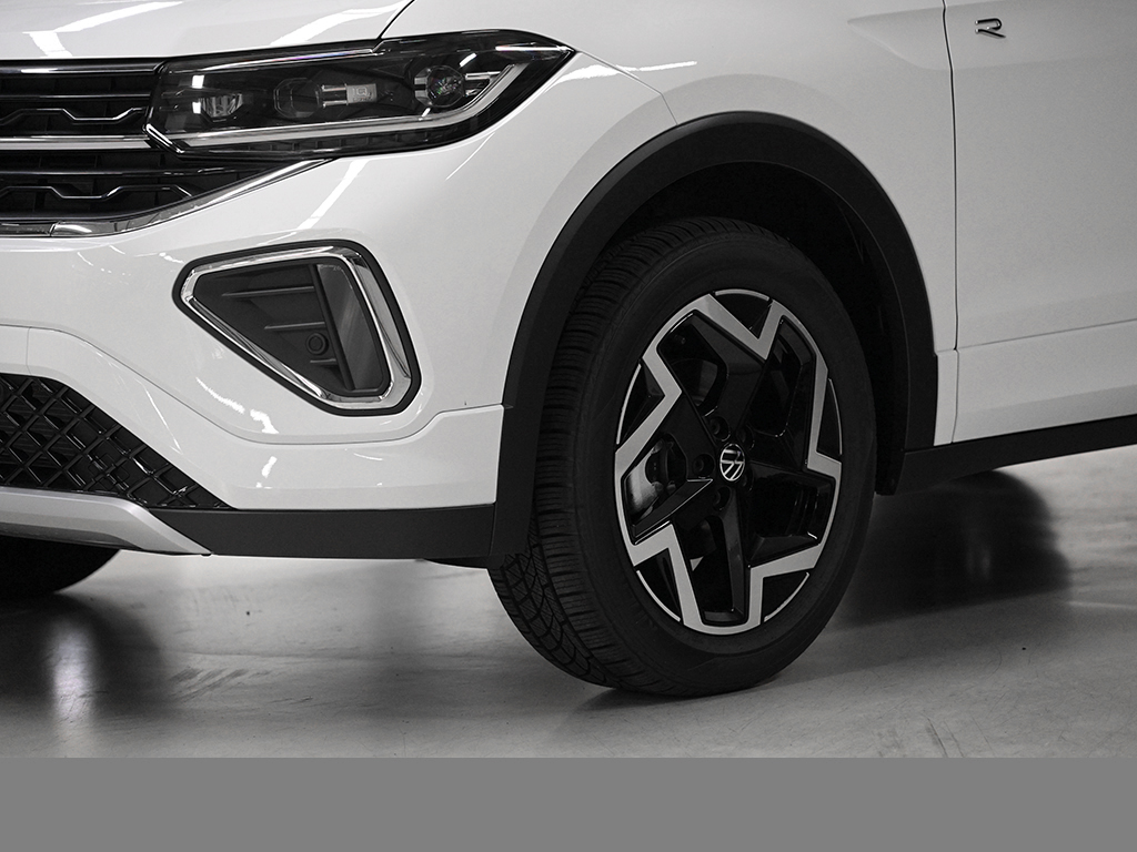 Volkswagen T-Cross R-LINE ALLWETTERREIFEN CAM CARPLAY LM17