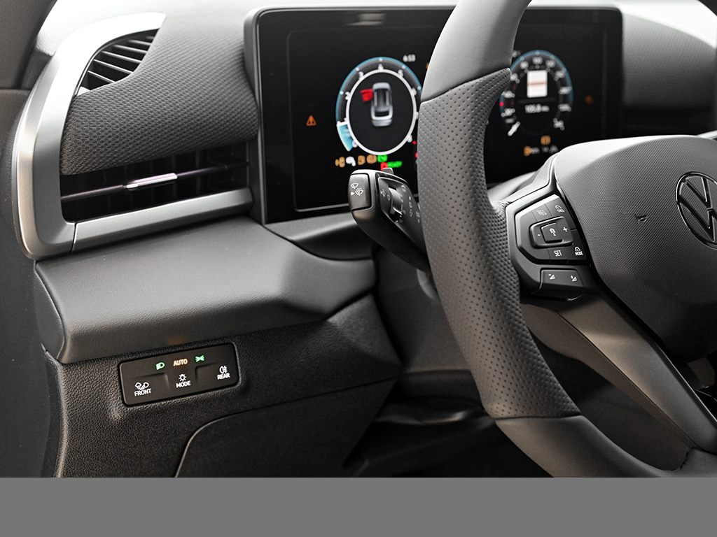 Volkswagen T-Roc R-LINE AHK BLACKSTYLE HARMANKARDON LM20