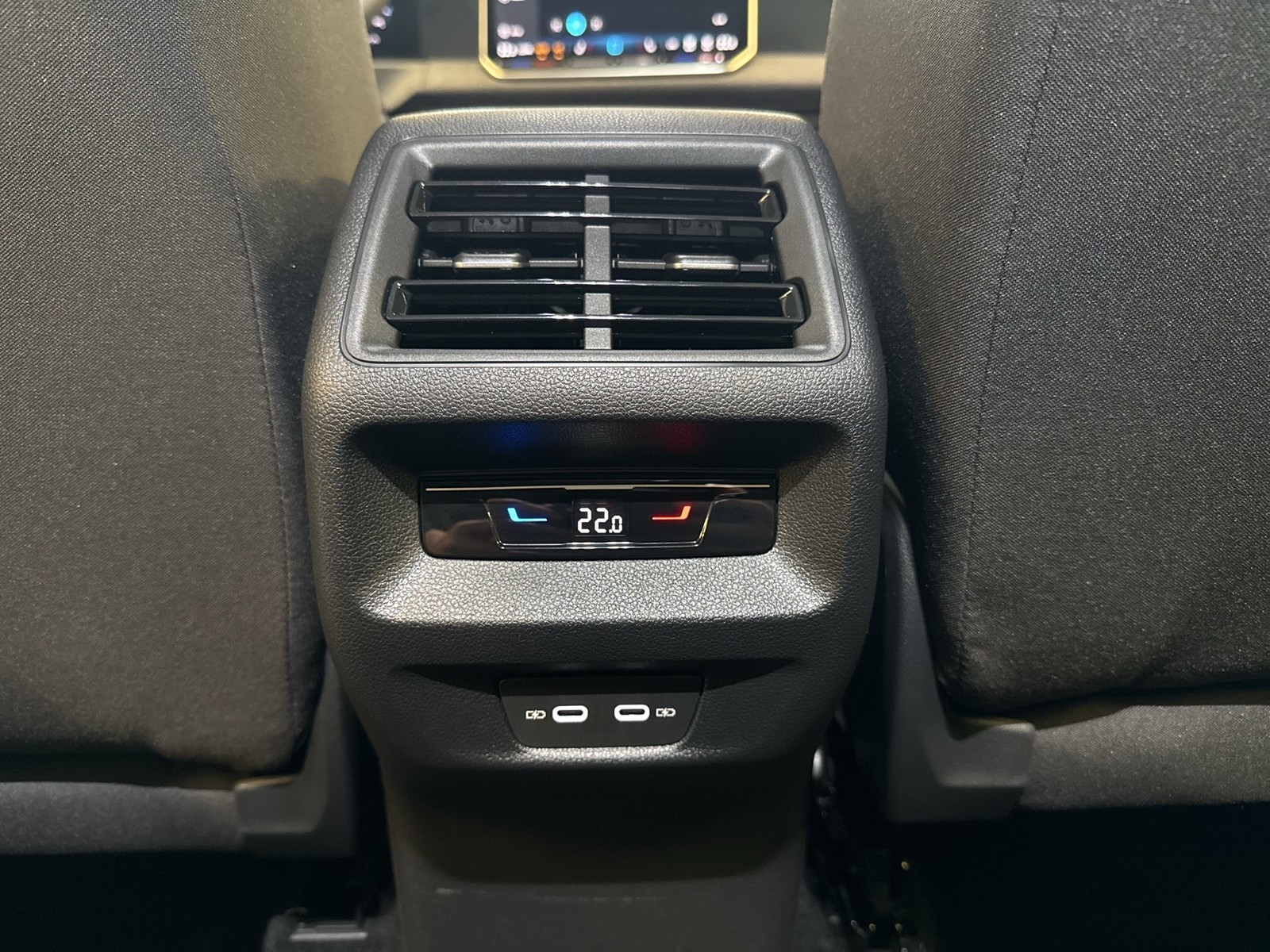 Volkswagen Tiguan 1.5 eTSI AHK CAM NAVI CARPLAY SITZHEIZUNG