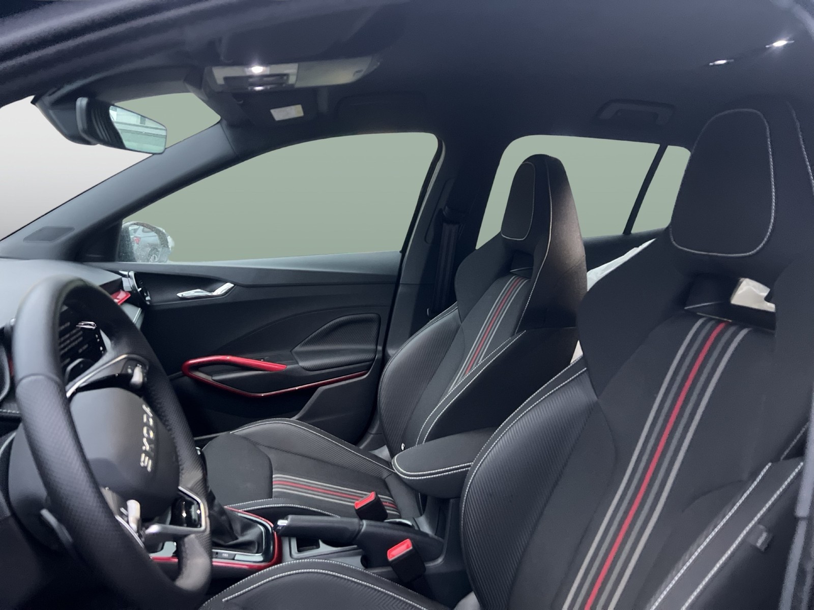 Skoda Fabia 1.5 MONTE CARLO CAM NAVI CARPLAY SITZHEIZ.