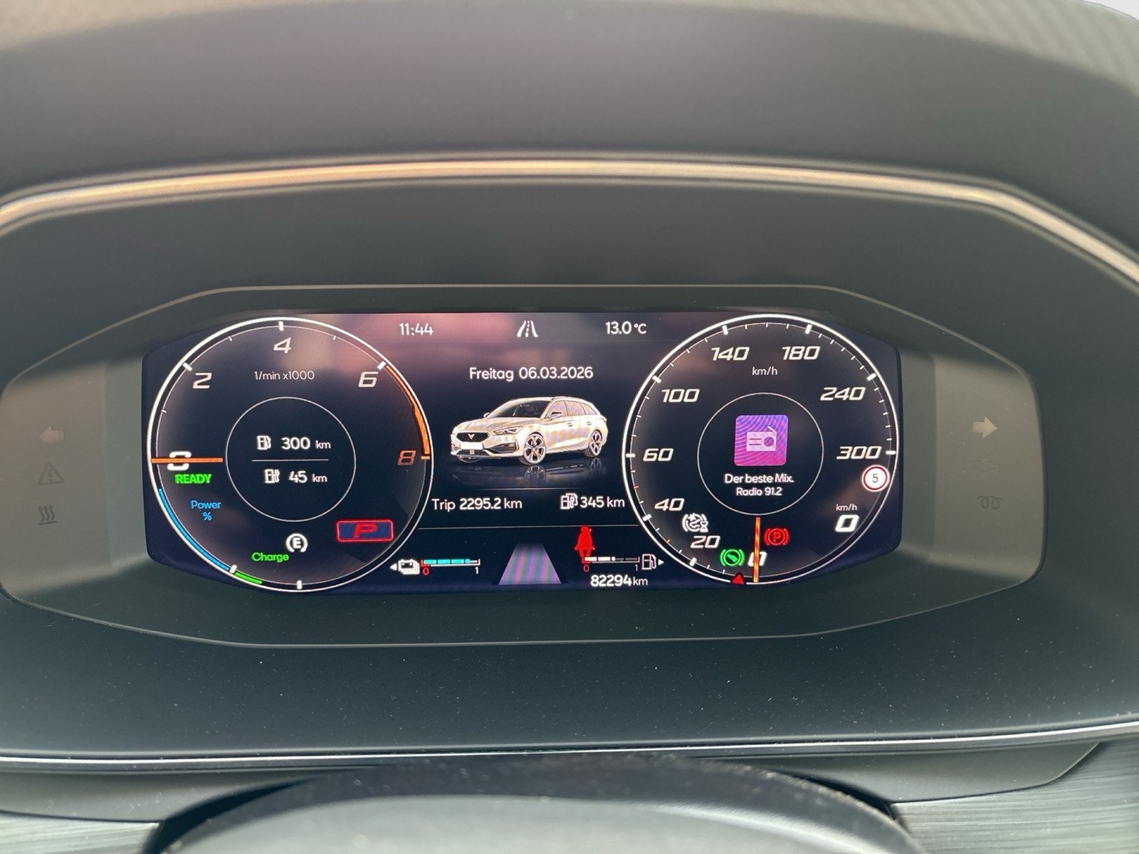 Cupra Leon ST 1.4 HYBRID VZ AHK CAM ACC LM19 NAVI