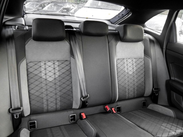 Volkswagen Taigo 1.5 R-LINE BEATS ACC IQ.DRIVE MATRIX NAVI